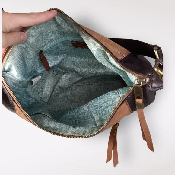 The Sak Alameda Hobo Purse Animal Print Shoulder Strap Exterior Zip Pocket - Picture 11 of 15